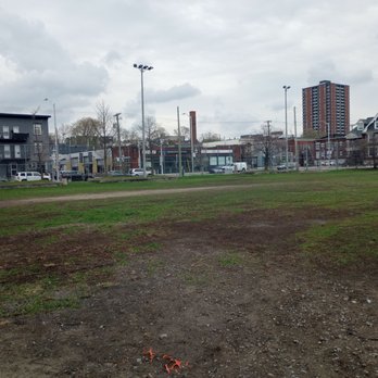 Plouffe Park - Open field - Parks Near Me - Ottawa, Ontario