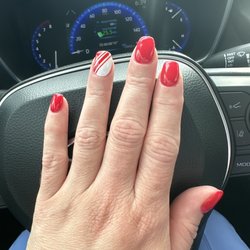 Hollywood Nail & Spa - Nails