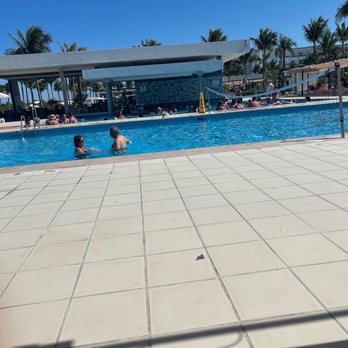 Hotel Riu Dunamar - Bar Tequila - Hotels Near Me - Cancun, ROO