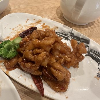 D Cuisine - Orange Chicken - Dim Sum Near Me - Chicago, Illinois