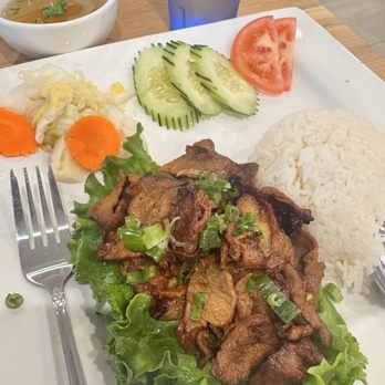 Pho G-Beef - Rice C6. Shaken Beef Steak Fillet Rice Plate - Vietnamese Near Me - San Diego, California Pho G-Beef - Rice C6. Shaken Beef Steak Fillet Rice Plate - Vietnamese Near Me - San Diego, California