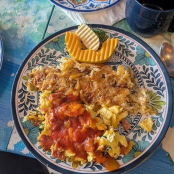 Pele's Kitchen - Cajón Scramble - Breakfast & Brunch Near Me - Pahoa, Hawaii