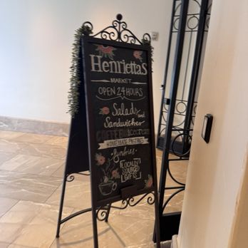 Henrietta's Market - Signage - Coffee & Tea Near Me - San Antonio, Texas