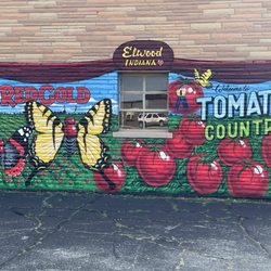 Welcome to Tomato Country Mural