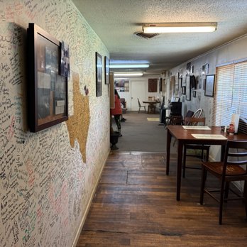 Bennie J's Smoke Pit - Barbeque Near Me - Huntsville, Texas Bennie J's Smoke Pit - Barbeque Near Me - Huntsville, Texas