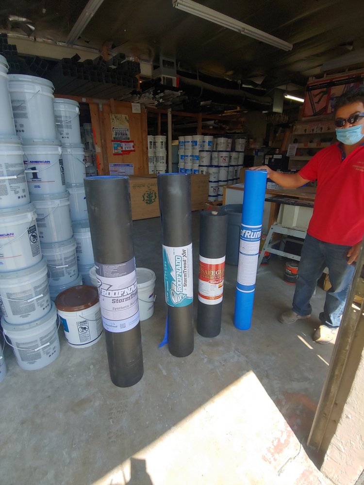 Slide of Titan Roofing & Decking