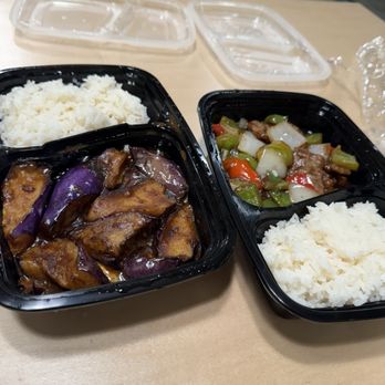 Simon’s Chinese Restaurant - F04. Egg Fried Rice & B10. Pepper Steak - Seafood Near Me - Houston, Texas Simon’s Chinese Restaurant - F04. Egg Fried Rice & B10. Pepper Steak - Seafood Near Me - Houston, Texas