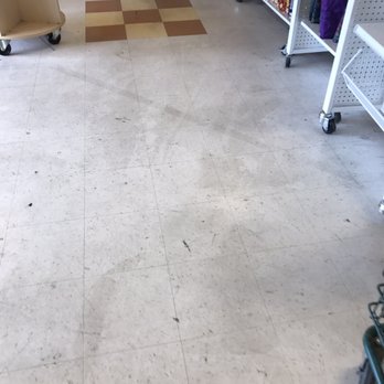 JOANN Fabrics and Crafts - Dirtier floor - Fabric Stores Near Me - Tulsa, Oklahoma JOANN Fabrics and Crafts - Dirtier floor - Fabric Stores Near Me - Tulsa, Oklahoma