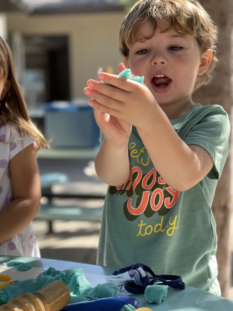 Lil Cottonwood Preschool - childcare center in Los Alamitos, CA