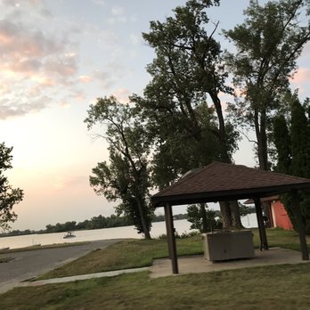 Lake Manawa State Park Beach - Facilities - Lakes Near Me - Council Bluffs, Iowa