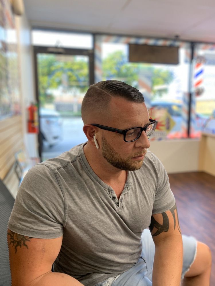 Fantastic Cuts Barbershop Logo