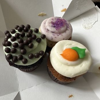 Dots Cupcakes - Mini carrotcake, blueberry cheesecake, and chocolate mint cupcakes - Cupcakes Near Me - Irvine, California