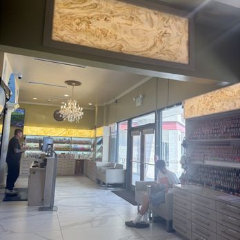 Verona Nails & Spa - Beautiful spa atmosphere - Nail Salons Near Me - Littleton, Colorado Verona Nails & Spa - Beautiful spa atmosphere - Nail Salons Near Me - Littleton, Colorado