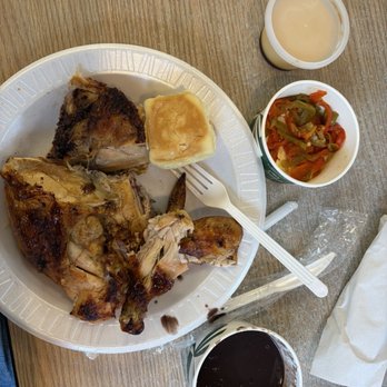 Pollo Tropical - 1/2 Chicken Platter - with black beans and grilled vegetables peppers - Fast Food Near Me - Sanford, Florida Pollo Tropical - 1/2 Chicken Platter - with black beans and grilled vegetables peppers - Fast Food Near Me - Sanford, Florida