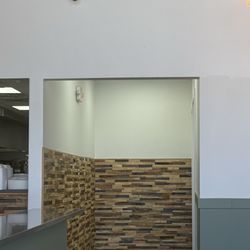 Lazeez Mediterranean - Inside