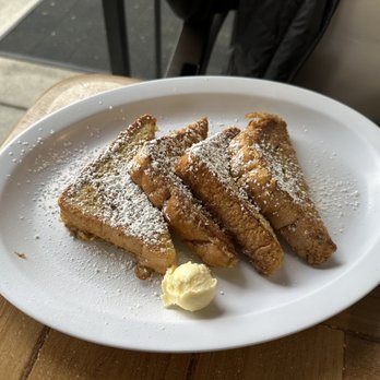 SC Cafe - The French Toast on separate plate - American Near Me - San Clemente, California SC Cafe - The French Toast on separate plate - American Near Me - San Clemente, California