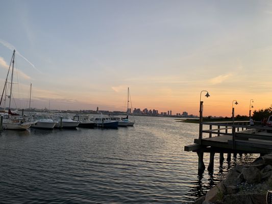 Belle Isle Seafood by null