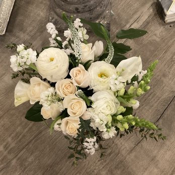 The Flower Company - This is FTD's fresh linen arranged by The Flower Company in Palm Desert. Amazing. - Florists Near Me - Palm Desert, California The Flower Company - This is FTD's fresh linen arranged by The Flower Company in Palm Desert. Amazing. - Florists Near Me - Palm Desert, California