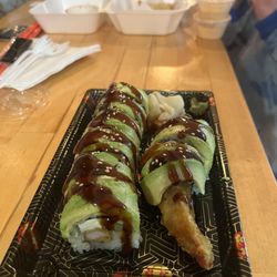 Mum Mum Hibachi - Dragon roll