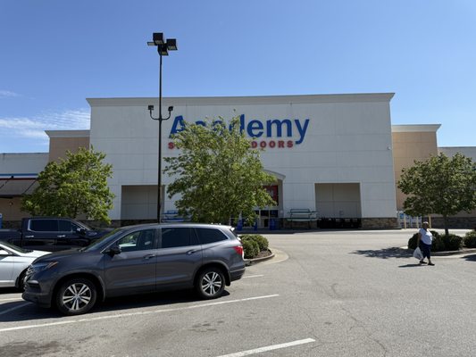 ACADEMY SPORTS + OUTDOORS - Updated July 2026 - 15 Photos & 17 Reviews