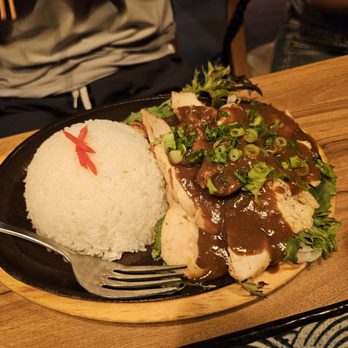 Akira Ramen & Izakaya - Frederick - Chicken curry teppan rice - Ramen Near Me - Frederick, Maryland