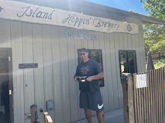 Island Hoppin Brewery by null