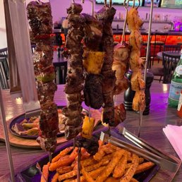 the dog house bar grill 75 photos 54 reviews american traditional 434 main st woburn ma united states restaurant reviews phone number menu