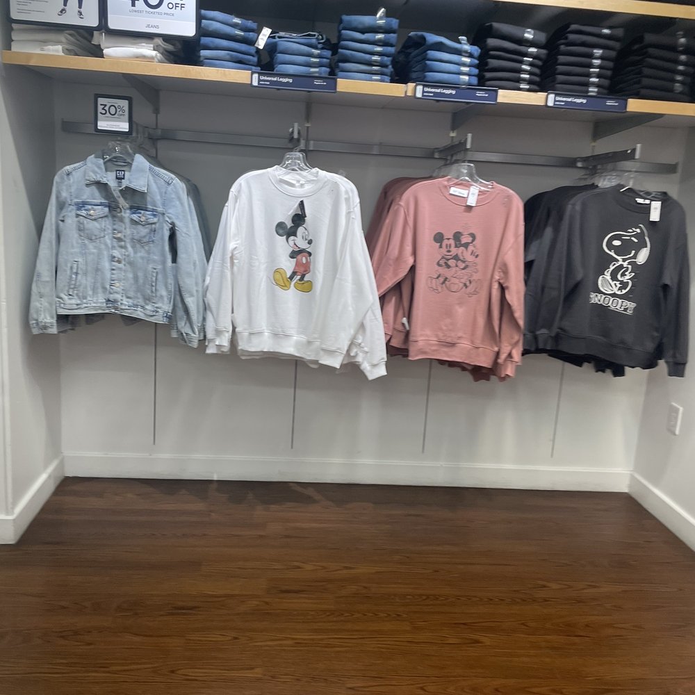 Gap Factory - Men's Clothing Near Me - Camarillo, California Gap Factory - Men's Clothing Near Me - Camarillo, California