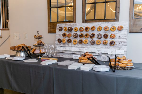 Munchers Bakery by null