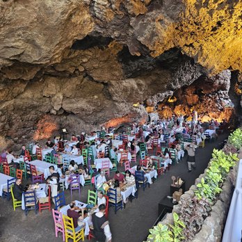 La Gruta - Mexican Near Me - Teotihuacán de Arista, MEX
