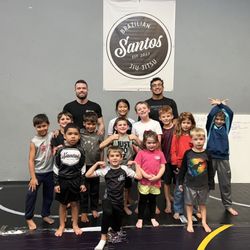 Santos Brazilian Jiu Jitsu - Thursday 5-5:40 5-13 yr old Kids Class.