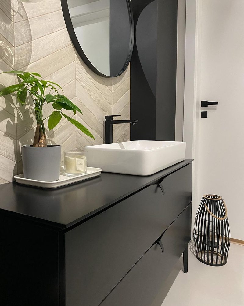 Slide of The Port Plumbing and Heating