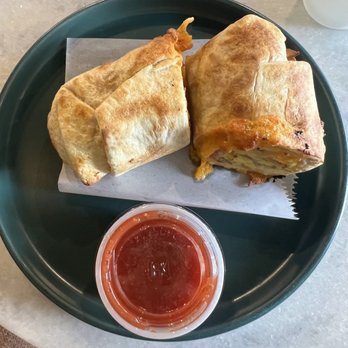 El Porton Coffee  - breakfast bacin burrtito - Coffee & Tea Near Me - Dallas, Texas