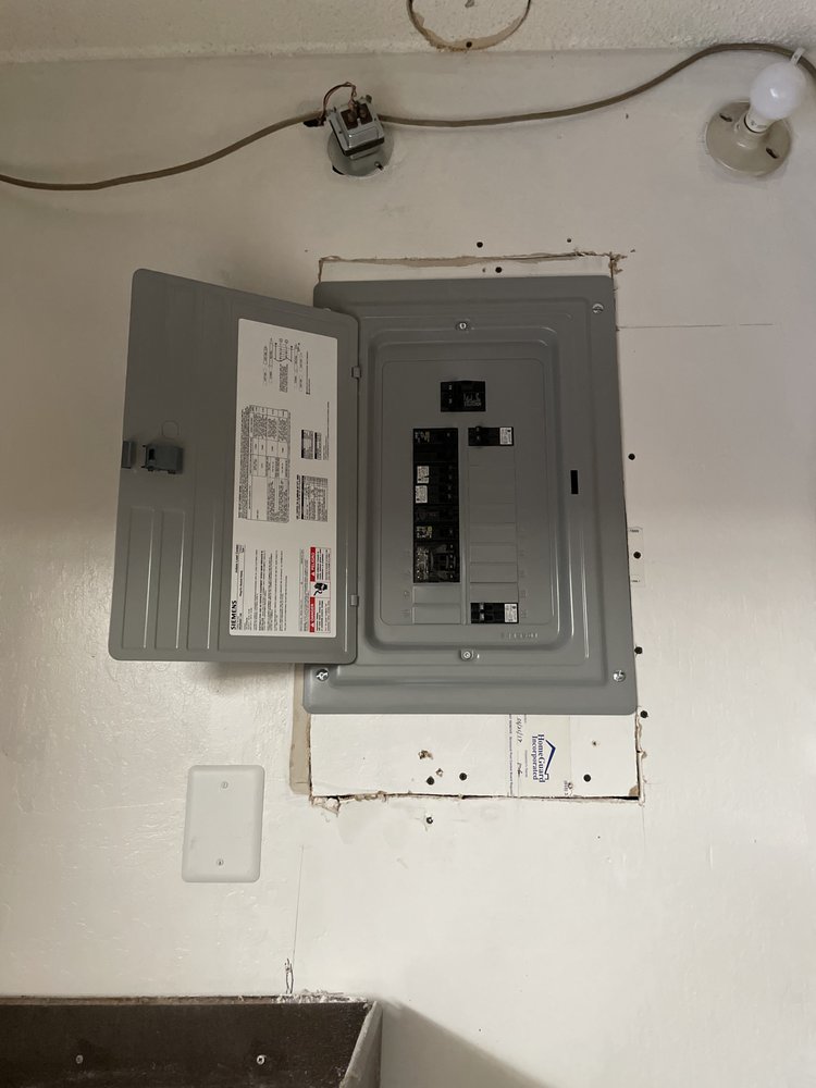 Slide of Bucio Electric