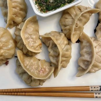 Mama Yang and Daughter - Mama's Original Pork Dumplings - Taiwanese Near Me - Nashville, Tennessee Mama Yang and Daughter - Mama's Original Pork Dumplings - Taiwanese Near Me - Nashville, Tennessee