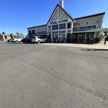 Royal Farms - Outside - Car Wash Near Me - South Riding, Virginia Royal Farms - Outside - Car Wash Near Me - South Riding, Virginia