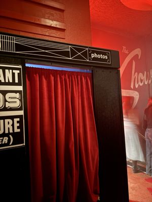 The Showbox by null