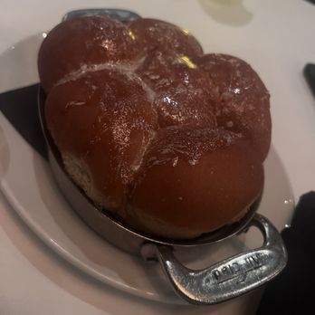 Del Frisco's Double Eagle Steakhouse - Bread basket - Steakhouses Near Me - Houston, Texas Del Frisco's Double Eagle Steakhouse - Bread basket - Steakhouses Near Me - Houston, Texas