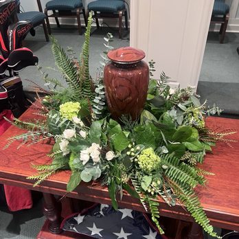 Nicola Flora - Funeral Floral Wreath - Florists Near Me - Richmond, Virginia Nicola Flora - Funeral Floral Wreath - Florists Near Me - Richmond, Virginia