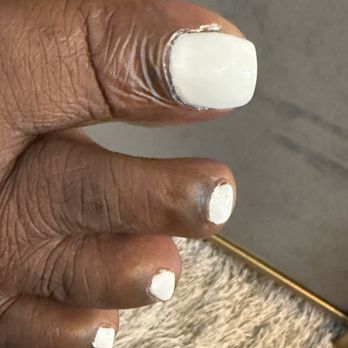 Deluxe Nails & Spa Morton Ranch - This is a really poor clean up job on my toes. - Nail Salons Near Me - Katy, Texas