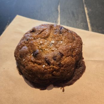 Izzy's Coffee Den - Chocolate chip cookie - Coffee & Tea Near Me - Asheville, North Carolina Izzy's Coffee Den - Chocolate chip cookie - Coffee & Tea Near Me - Asheville, North Carolina