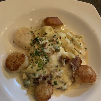 High Tide - Seared scallops with pasta - Seafood Near Me - Gilbert, Arizona