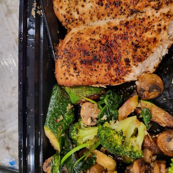 Seaside Bistro - My boring lemon chicken - Steakhouses Near Me - San Pedro , California Seaside Bistro - My boring lemon chicken - Steakhouses Near Me - San Pedro , California