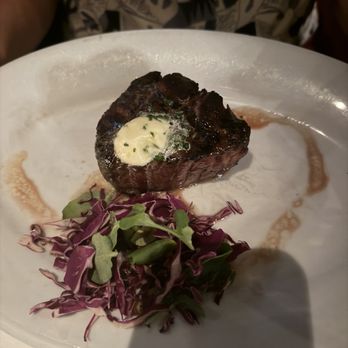 Charley's Steak House - Filet mignon - Seafood Near Me - Tampa, Florida