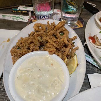 Restaurant 604 - Calamari - Breakfast & Brunch Near Me - Honolulu, Hawaii