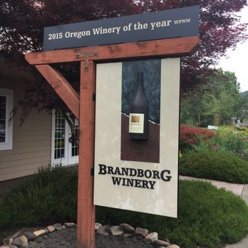 Brandborg Vineyard & Winery - Wineries Near Me - Elkton, Oregon