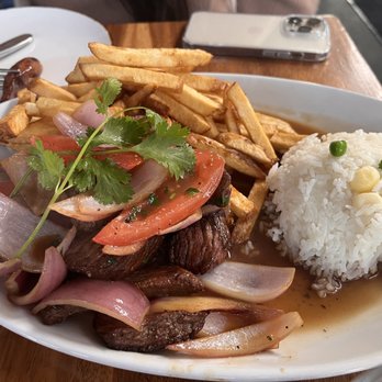 Limon - Lomo saltado - Tapas/Small Plates Near Me - Burlingame, California