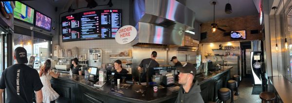 Burgers & Shakes by null