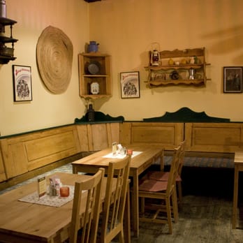 Hinterholz Bar-Restaurant - Bars Near Me - Wien, W