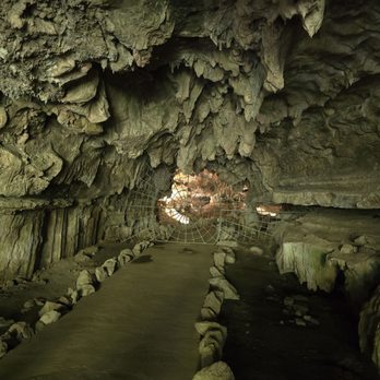 Crystal Cave - Parks Near Me - Three Rivers, California